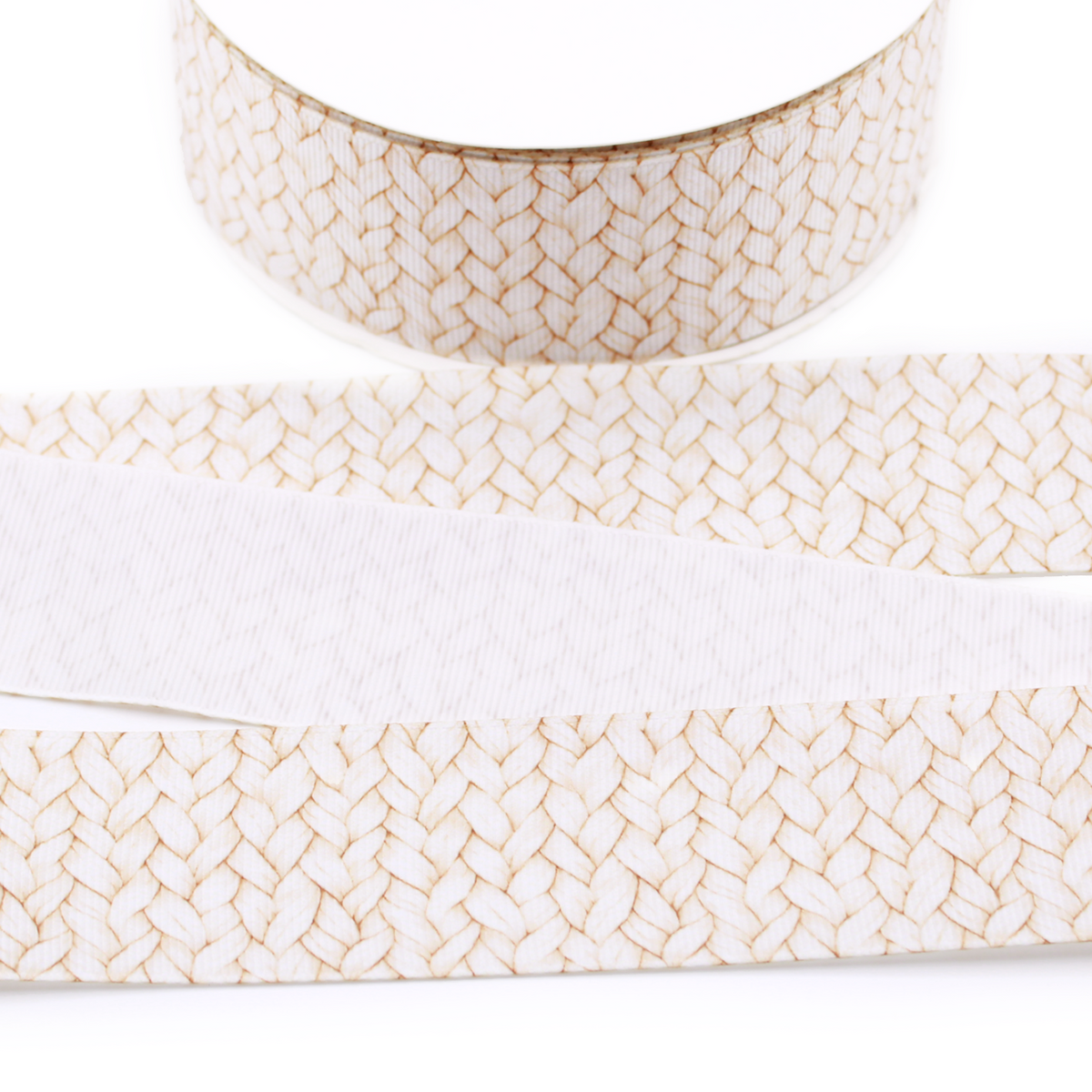 Cream cable knit printed grosgrain ribbon featuring a realistic braided sweater pattern with warm beige detailing.